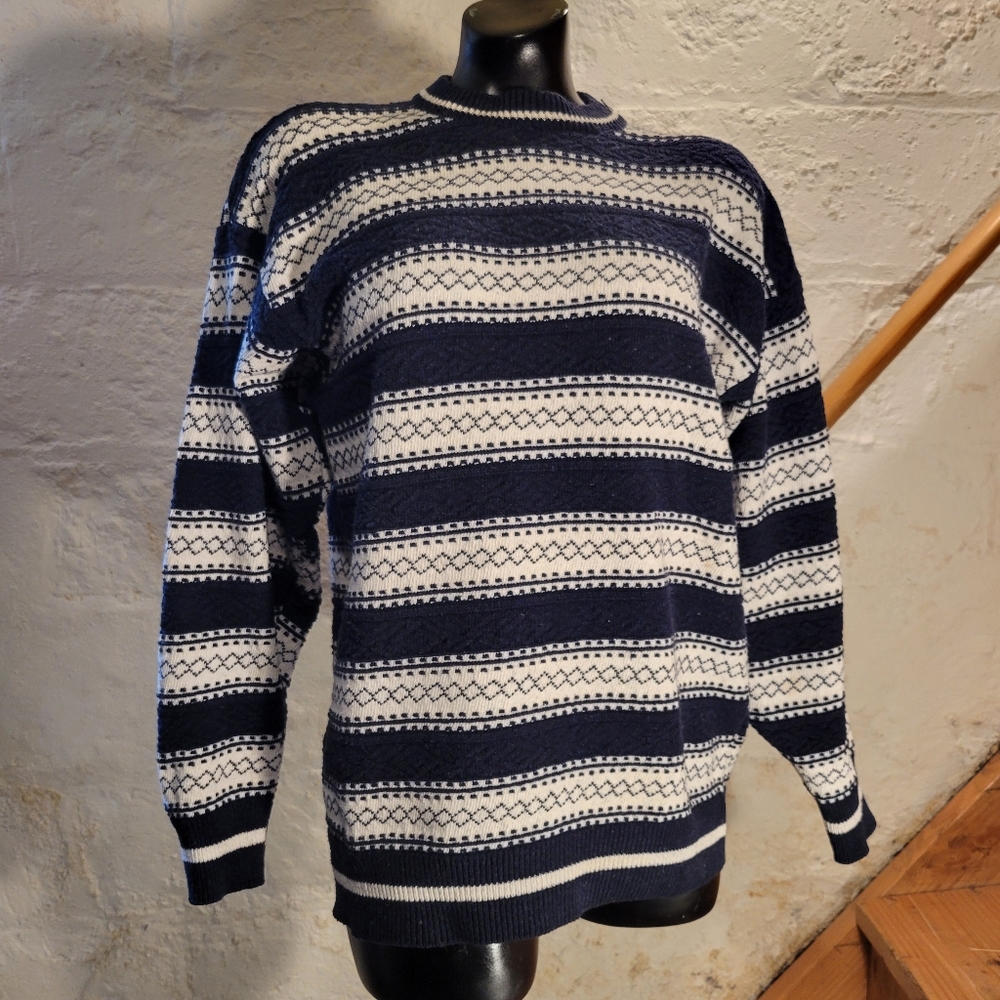 Vintage Kismet Triko & Tekstil  Striped Knit Crewneck Sweater